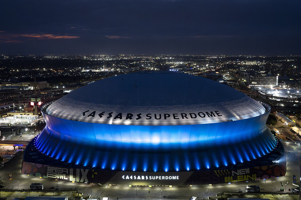 Caesars Superdome at game day