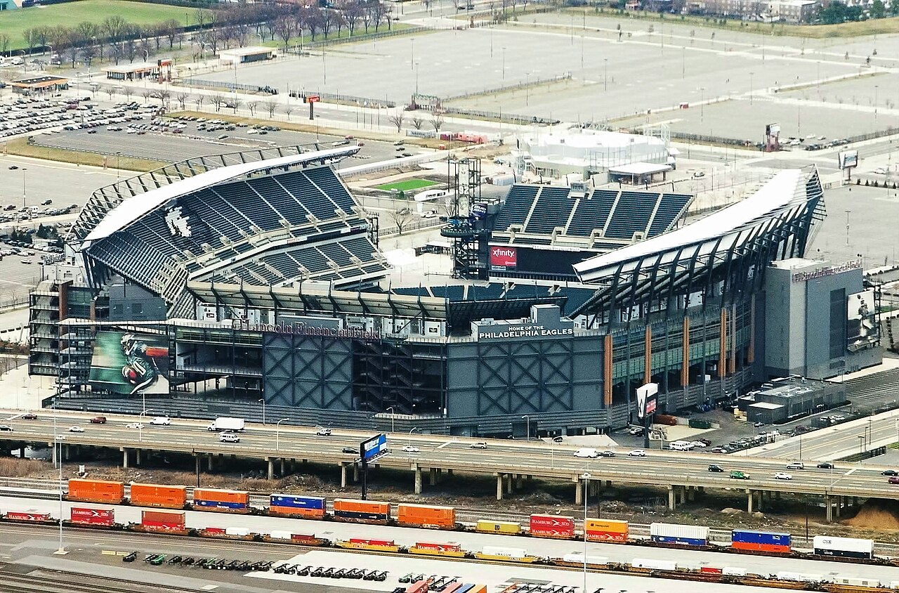 Lincoln Financial Field at game day